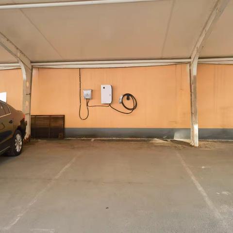 岫岩营管部 充电桩“上岗”，点亮绿色出行之光