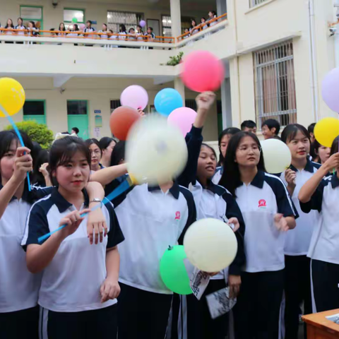 饶平县华侨中学新学期学生会社团招新活动