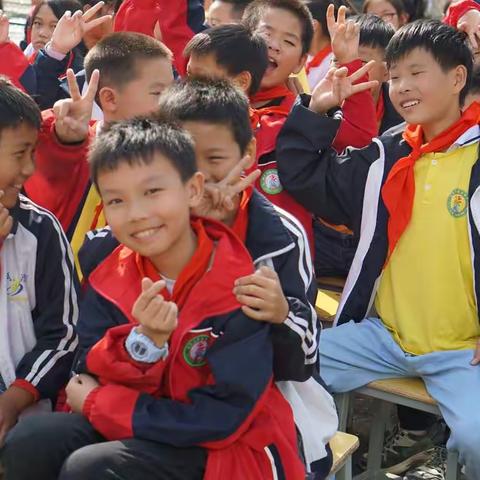 放飞梦想      遇见更好的自己——             何市镇下田浦小学2020秋季开学典礼暨安全教育