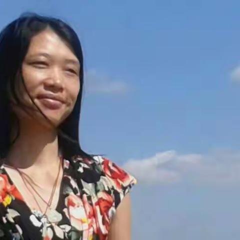 【老刘说事】奇异学生之一：女同？双性？（上）