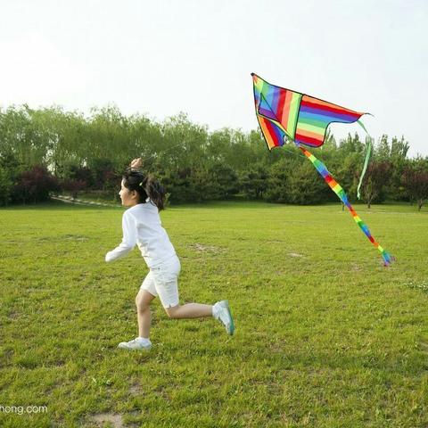 石林县民族幼儿园骨干教师帮扶紫玉中心学校幼儿户外体育游戏活动交流学习活动