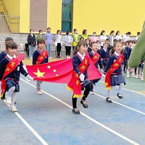 🌸“萌娃庆国庆，童心颂祖国；喜迎二十大，推广普通话”🌸