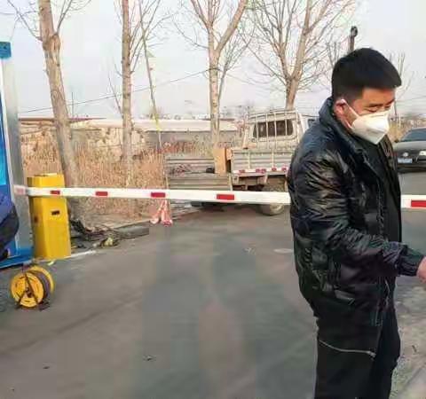 王庄子村民王海潮：我为自家守大门，抗击 疫情我先行