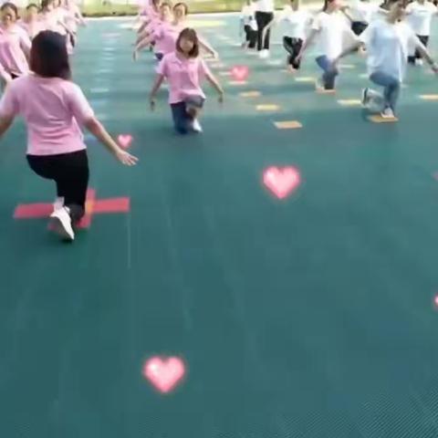 “细雨无声润草绿，浓情祝福铭师恩”——经开区幼儿园教师节主题活动报道