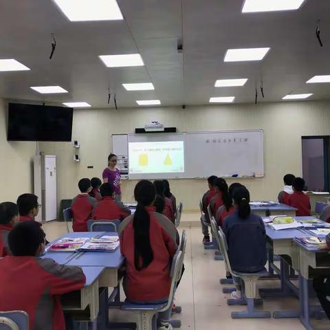 教无涯，研不止——记金竹镇中心小学数学组教研活动