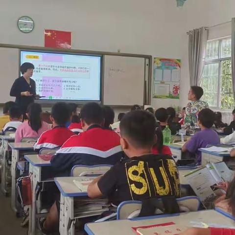 指导中成长——记横州镇宋村村委小学迎接镇训团队常规检查