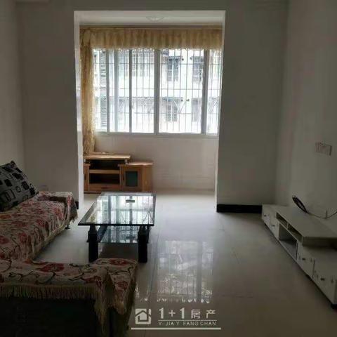 万达旁，华新苑，221，家具家电齐全，停车方便，13800一年，开门热线618228