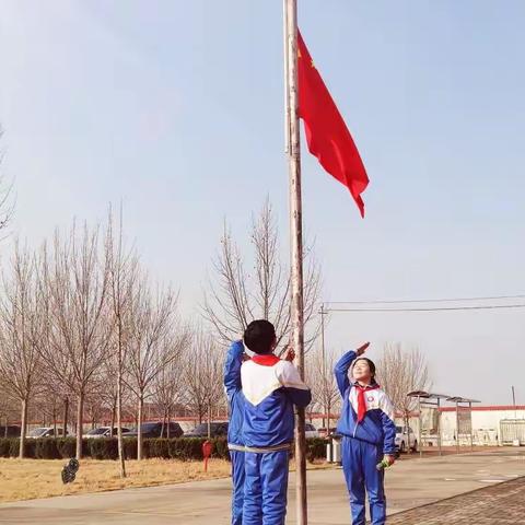 新学期，新起点，新征程——胡里庄小学新学期升旗仪式