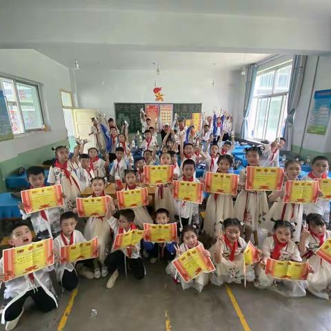 我们快乐，我们成长！