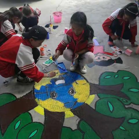 “热情六月  扮亮校园”韵家口小学“井上添花”涂鸦活动