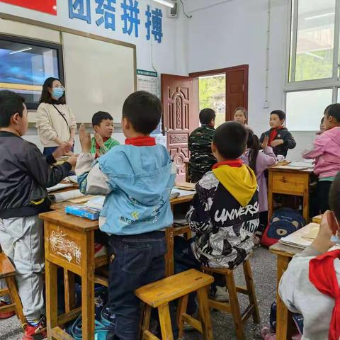 教有所获，研有所得——记凉雾小学教育集团四月教研活动