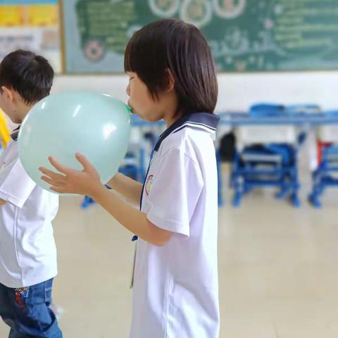 行知小学二（1）班庆“六一”活动记录