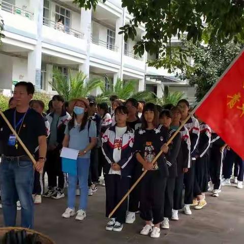 白龙桥中学九月主题党日活动