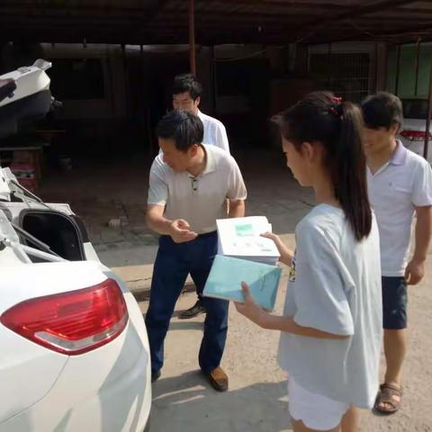 教育精准扶贫活动 ——高陵区教育局郑成峰书记关爱孤儿记事