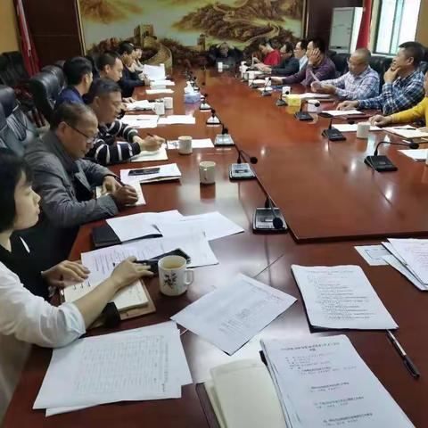 白马井镇召开第60次党委扩大会议