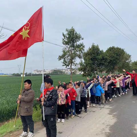 研学逐梦立鸿志   跃马飞歌踏芳华
