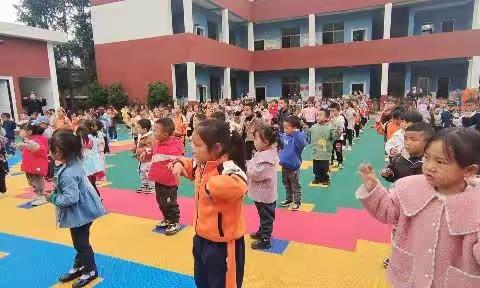 一周又一周，一天又一天🌱时间积淀下的是萌宝们的成长💪🎊