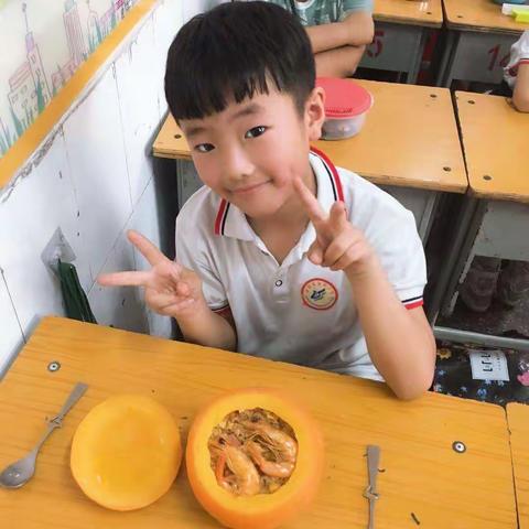 梁园区实验小学二年级三班欢度佳节“厨艺大比拼”活动