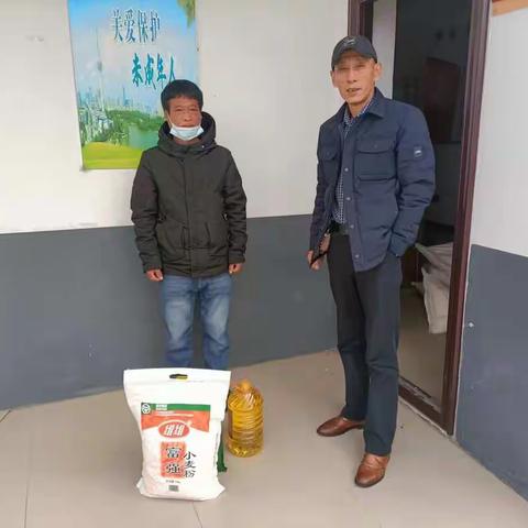 【新时代文明实践 铜山在行动】黄集镇圣范村新年慰问低保户