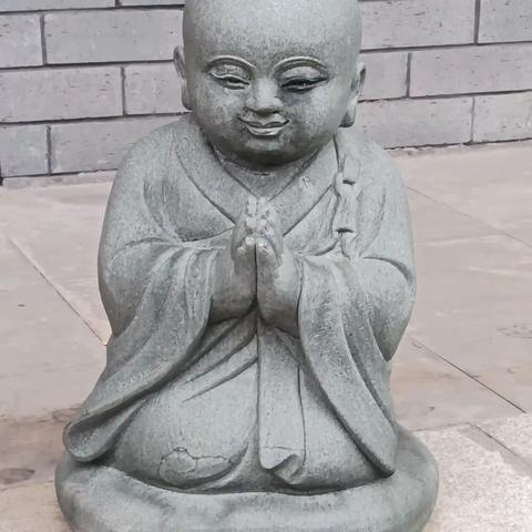 大唐兴寺神态各异的小和尚