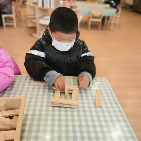 未来之光幼儿园中三班（蔡乐）