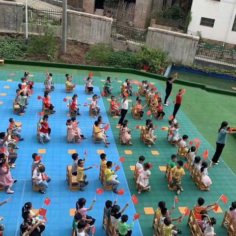 “举国同庆 与党童行”——夏造中心幼儿园开展“迎国庆，感党恩”红色主题教育宣传周系列活动