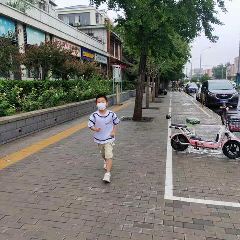 一2班假期锻炼和活动第一周
