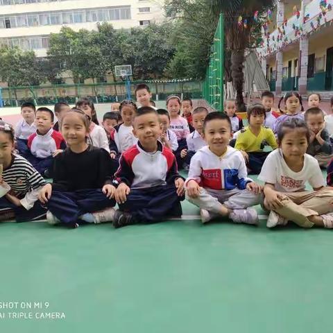 “满月致礼，见证蜕变”秦都中学小学部新生成长记录