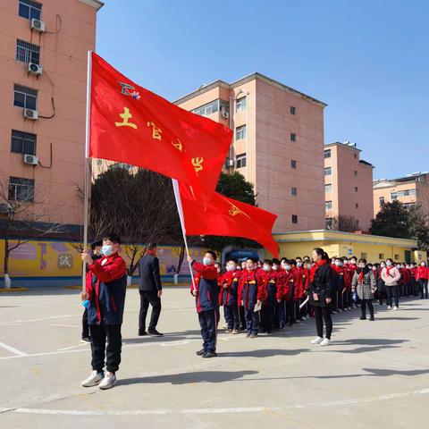 学习企业文化，传承雷锋精神