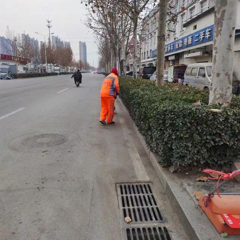 【槐荫城管美里湖环卫所】新春奋进正当时，洁净道路焕新颜