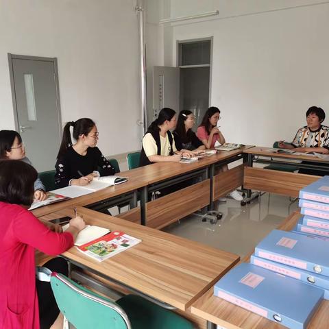 尊重语言规律，聚焦核心素养——古城小学英语组教研活动记录