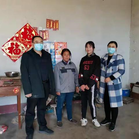 疫情防控，师爱无边