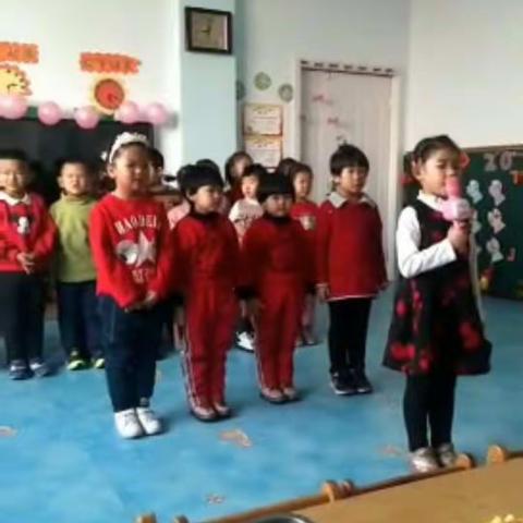 出彩二班  欢乐庆元旦