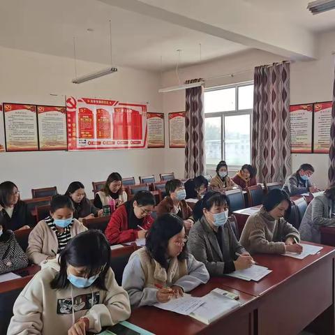 沉浸书海，终身阅读——张湾小学青年教师读书交流活动纪实