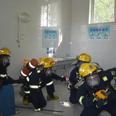 易县荆轲大道消防救援站开展灭火救援实战拉动演练