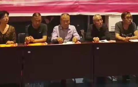 “乒出干劲，搏出精彩”一一解放路第二小学参加盐湖区中小学生暨教职工乒乓球比赛