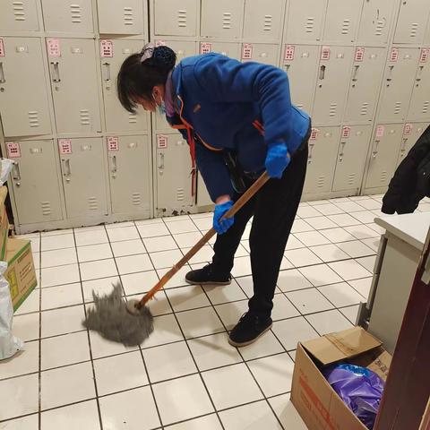 收银防损课节前清洁卫生图片