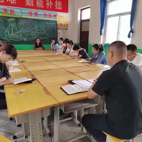 落实防疫演练 共筑健康校园——程重村小学秋季开学防疫演练