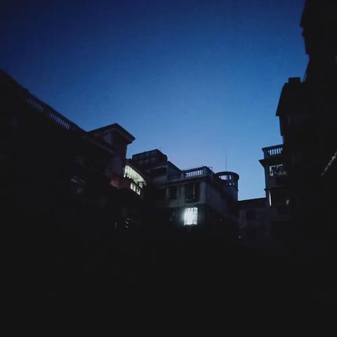 迷彩青春——德化八中八年五班军训记