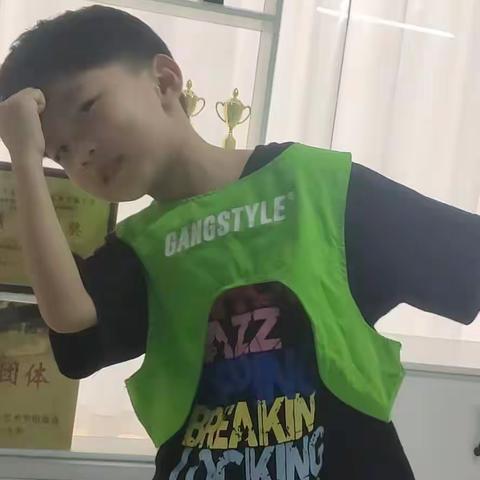 一年级六班陈嘉皓