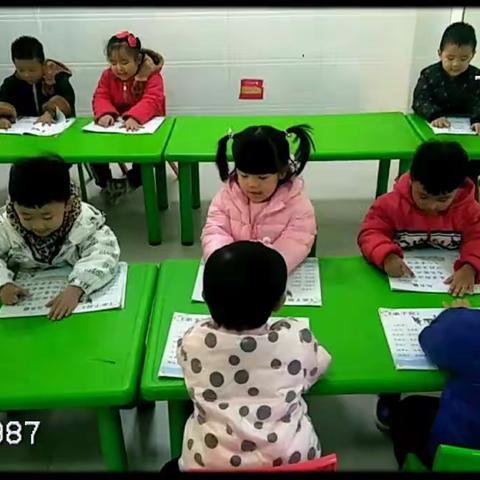 福城幼儿园——果果班周视频