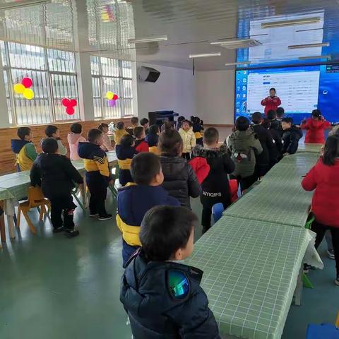 快乐童年，你我相伴——伟才幼儿学校12月份集体生日会