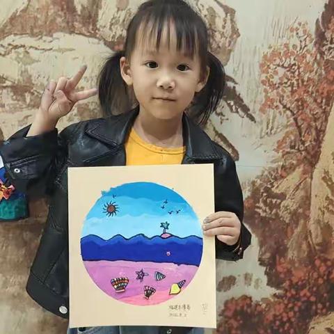 2023年胡可妍生活照