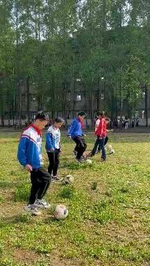 多彩社团活动 幸福校园生活