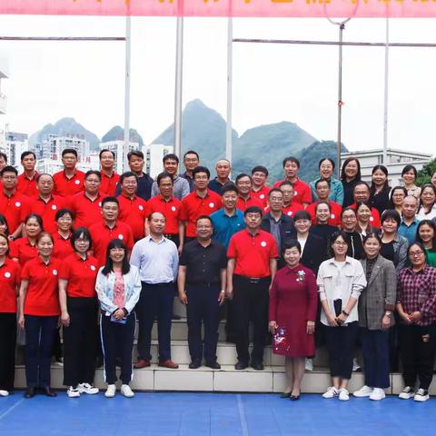 校际交流谋发展，教学研讨助提升，——东兰县民族中学赴金城江区第二初级中学进行中考备考学习交流