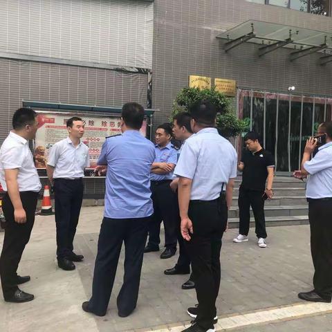 长安区市场监管局党委委员宋卫省督导检查集贸市场停车收费情况