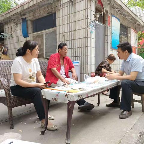 走访看望老干部，浓浓关怀暖人心