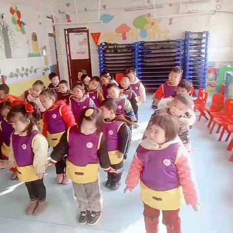 心存感恩，快乐成长–––高平卓越幼儿园感恩节主题活动