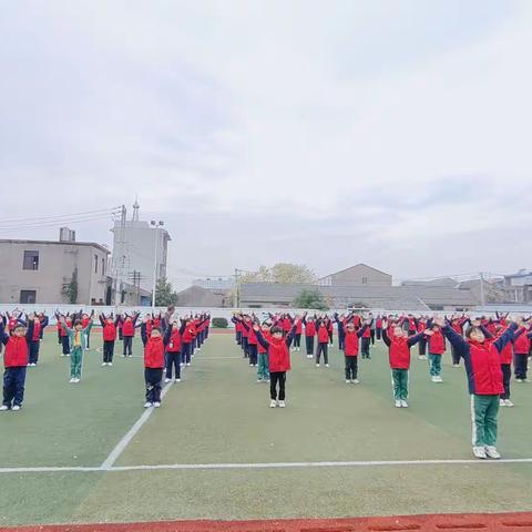 希望风帆扬校园，红雨骄娃展风采 ——周山镇小学2022年秋学期广播操比赛