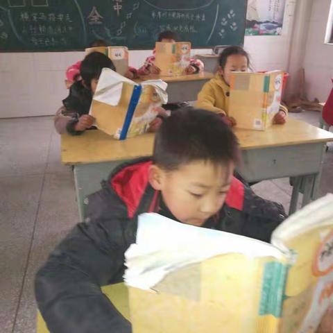 巨岗小学师生养成良好习惯